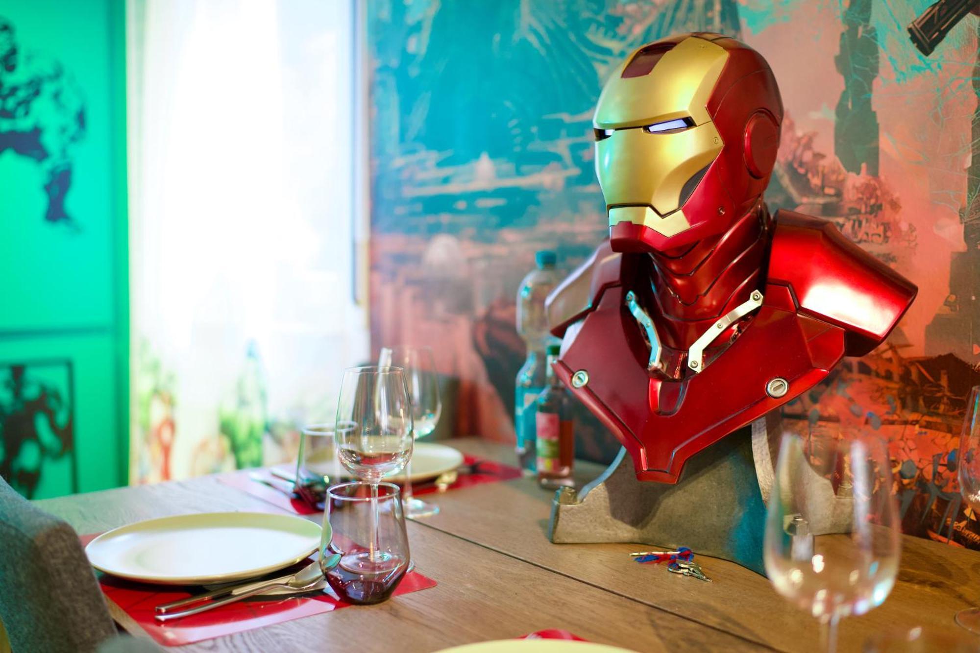 Edler Wohnraum Disney Marvel Studio Mit Balkon, Boxspringbett, Kaffeevollautomat, Lift & Parkplatz Chemnitz Zewnętrze zdjęcie