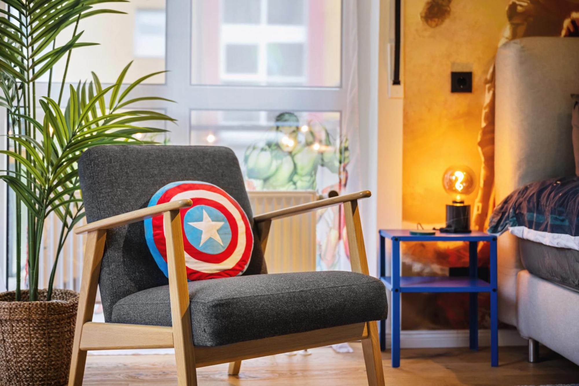 Edler Wohnraum Disney Marvel Studio Mit Balkon, Boxspringbett, Kaffeevollautomat, Lift & Parkplatz Chemnitz Zewnętrze zdjęcie